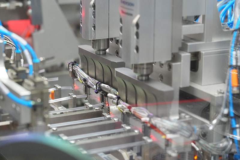 Ultrasonic-Tube-Cutter